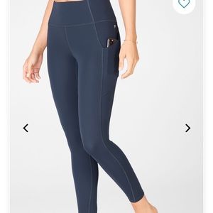 Fabletics navy legging